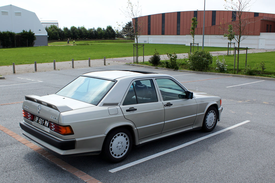Futur possesseur de W126 W201_013